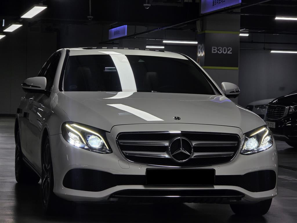 Mercedes-Benz E-Class — photo 03