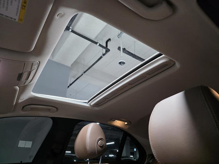 Mercedes-Benz E-Class — photo 13