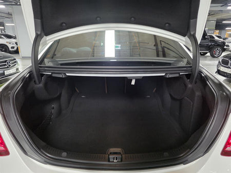 Mercedes-Benz E-Class — photo 20