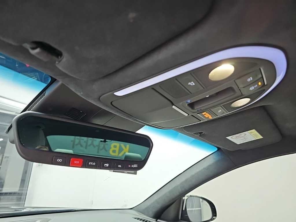 Genesis G70 — photo 18
