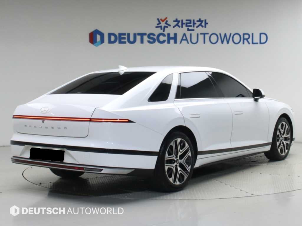 Hyundai Grandeur — photo 02