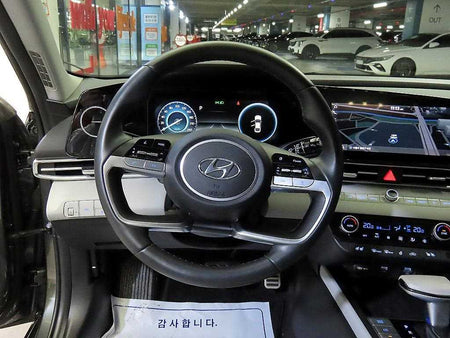 Hyundai Avante — photo 08