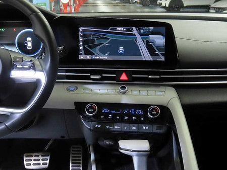 Hyundai Avante — photo 11
