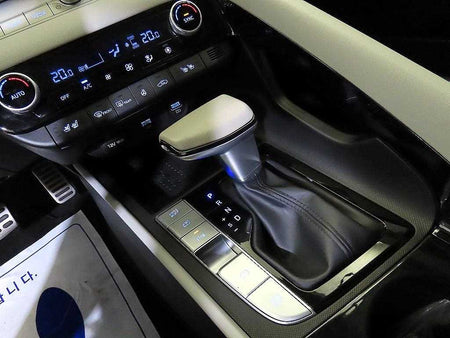 Hyundai Avante — photo 12