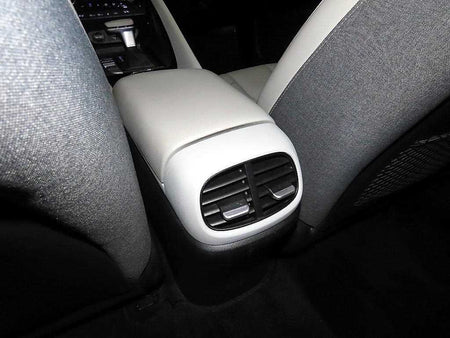 Hyundai Avante — photo 18