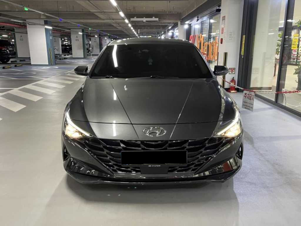 Hyundai Avante — photo 02