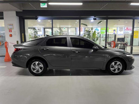 Hyundai Avante — photo 03