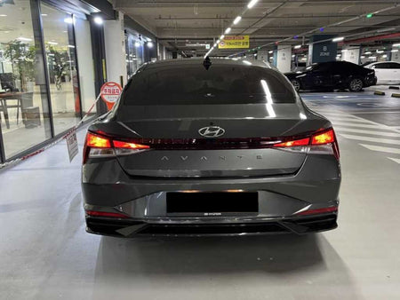 Hyundai Avante — photo 05