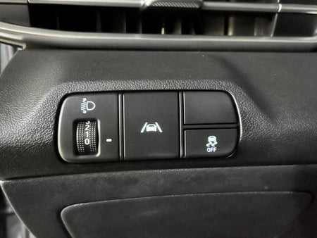 Hyundai Avante — photo 13