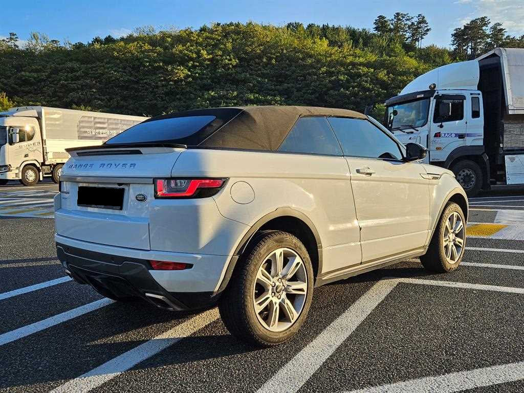 Land Rover Range Rover Evoque — photo 04