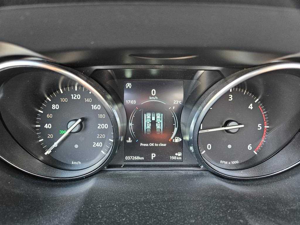 Land Rover Range Rover Evoque — photo 06