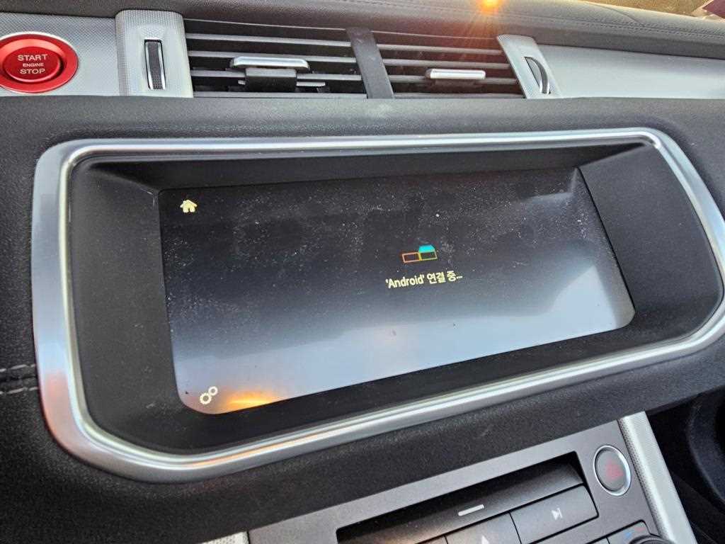 Land Rover Range Rover Evoque — photo 09