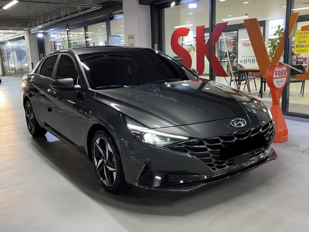 Hyundai Avante — photo 01