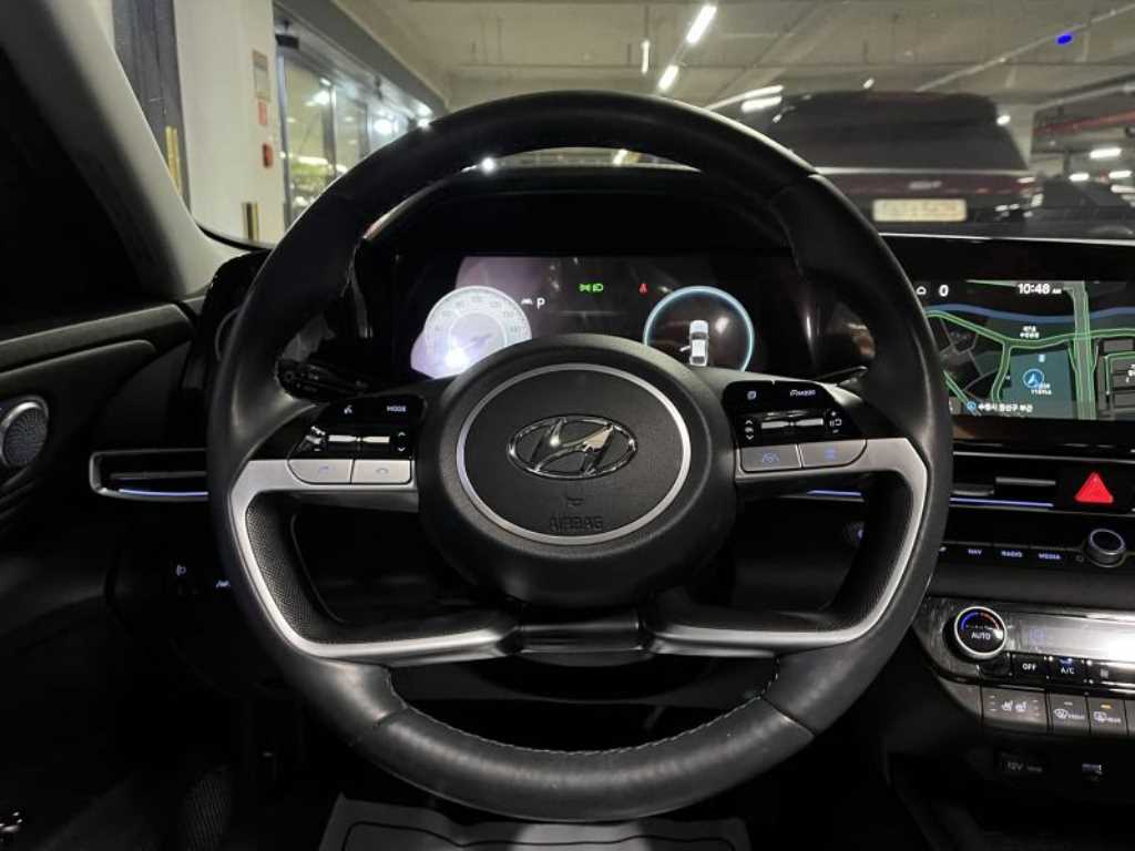Hyundai Avante — photo 10