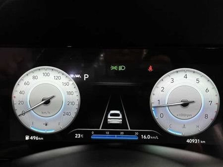 Hyundai Avante — photo 16