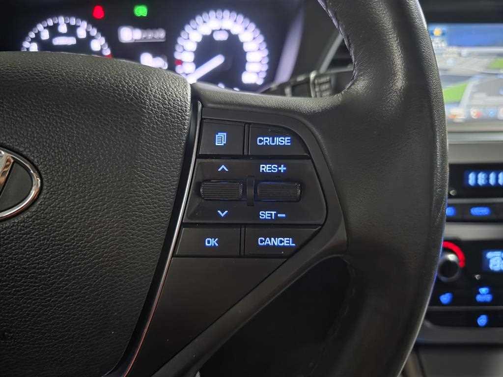 Hyundai Sonata — photo 15