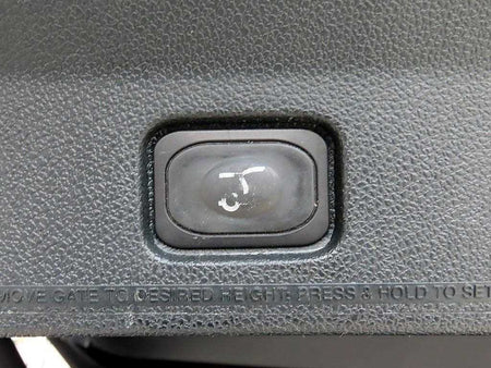 Ford Explorer — photo 16