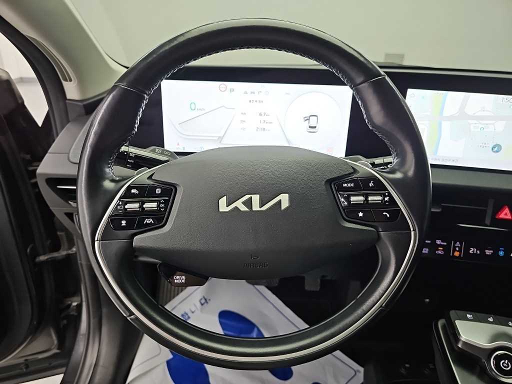 Kia EV6 — photo 09