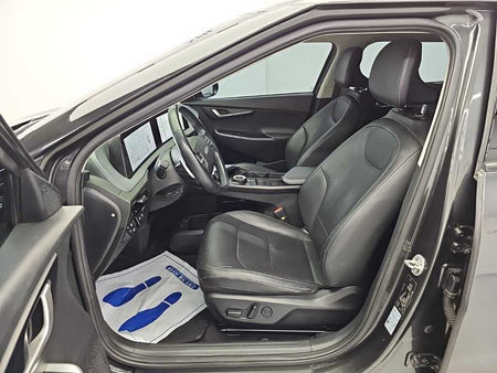 Kia EV6 — photo 11