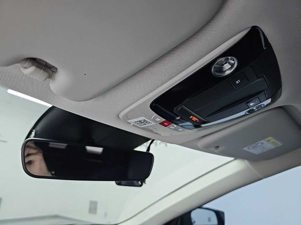 Kia EV6 — photo 15