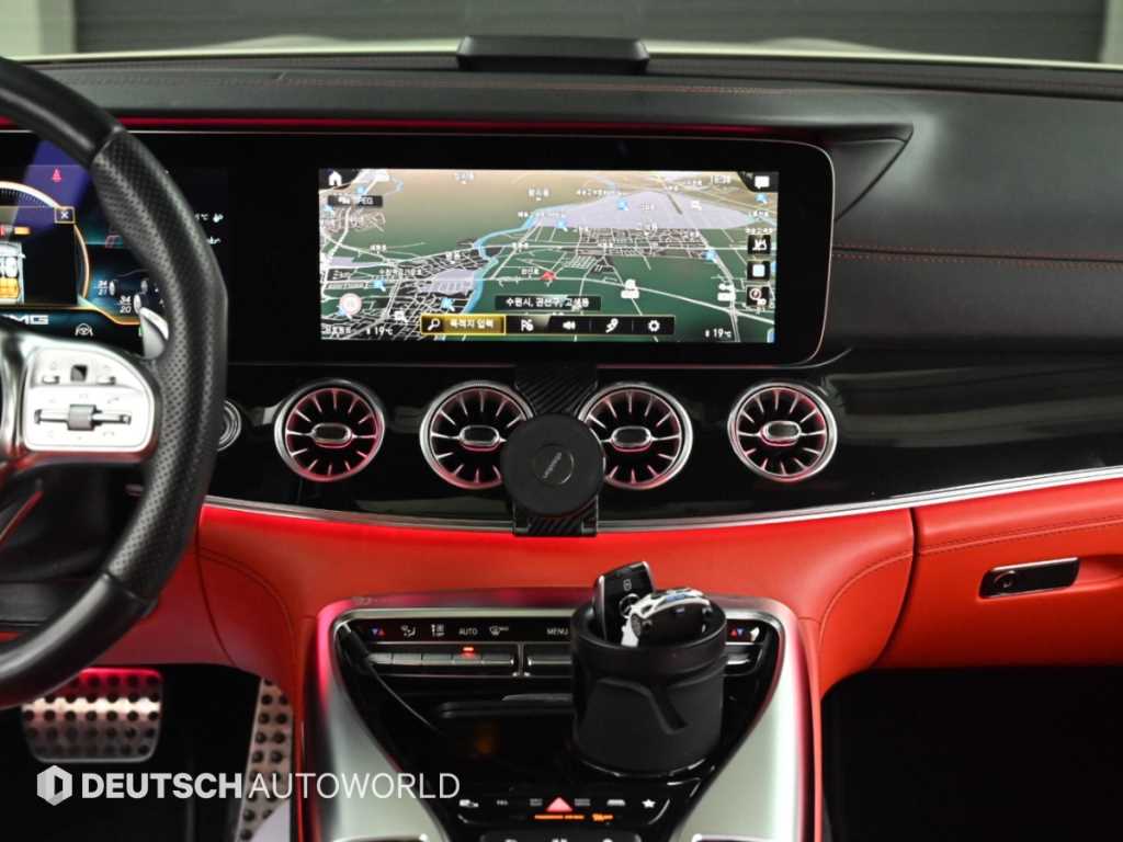 Mercedes-Benz AMG GT — photo 14