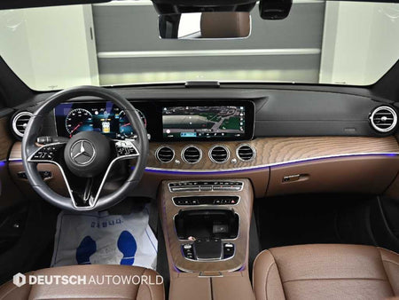 Mercedes-Benz E-Class — photo 07
