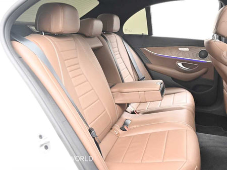 Mercedes-Benz E-Class — photo 12