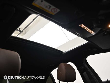 Mercedes-Benz E-Class — photo 18