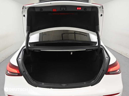 Mercedes-Benz E-Class — photo 19