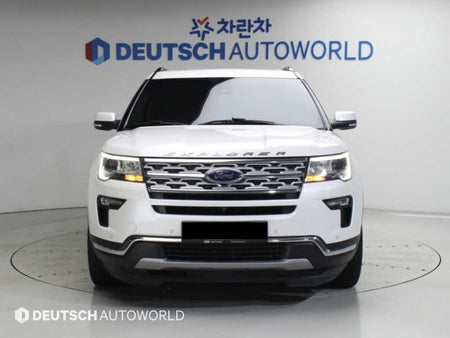 Ford Explorer — photo 03