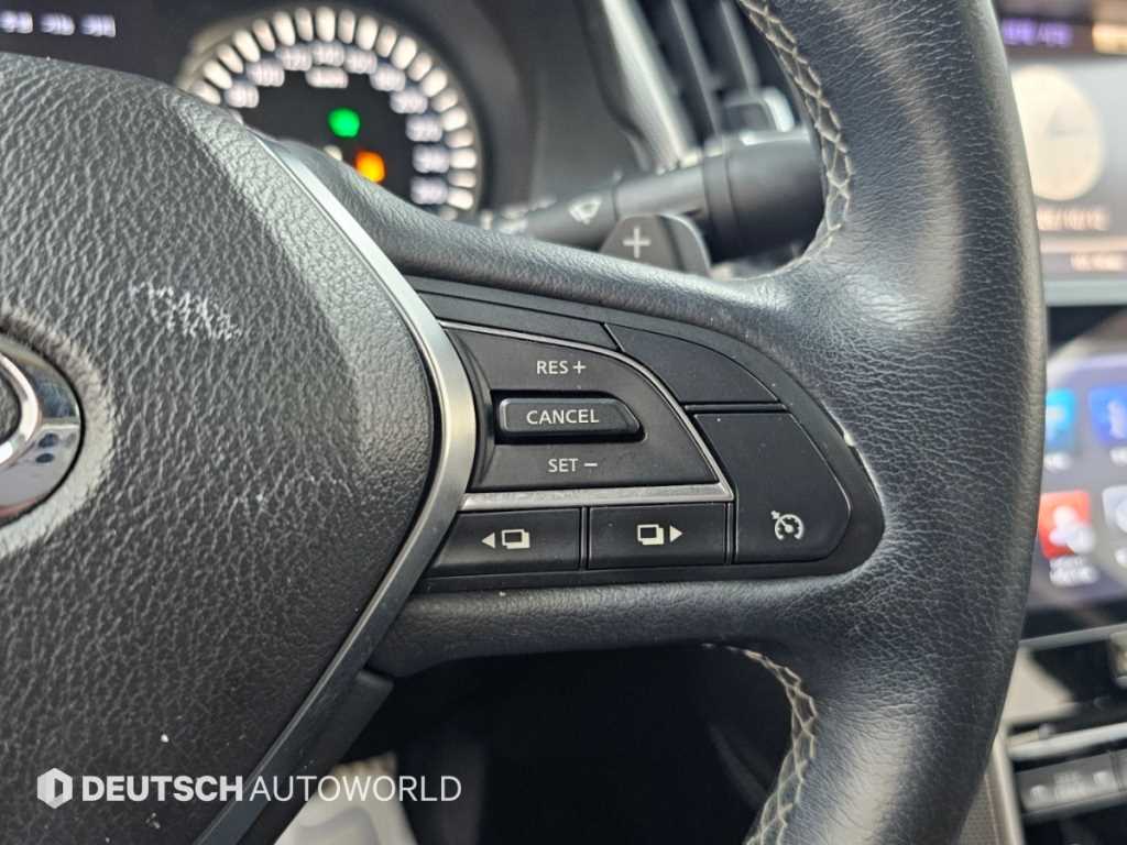 Infiniti Q50 — photo 17