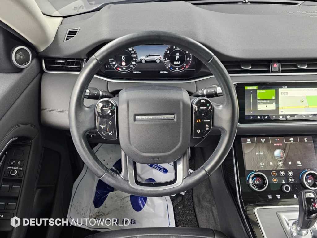 Land Rover Range Rover Evoque — photo 13