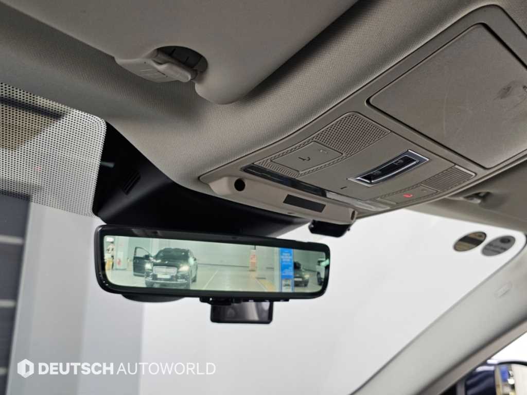 Land Rover Range Rover Evoque — photo 17