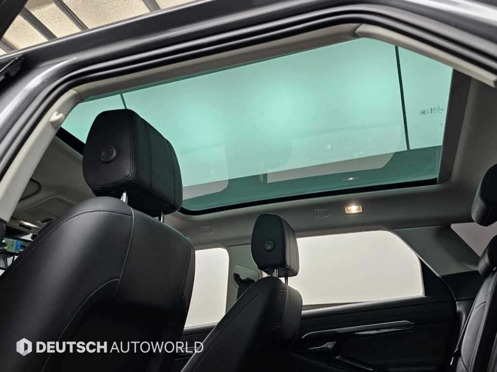 Land Rover Range Rover Evoque — photo 18