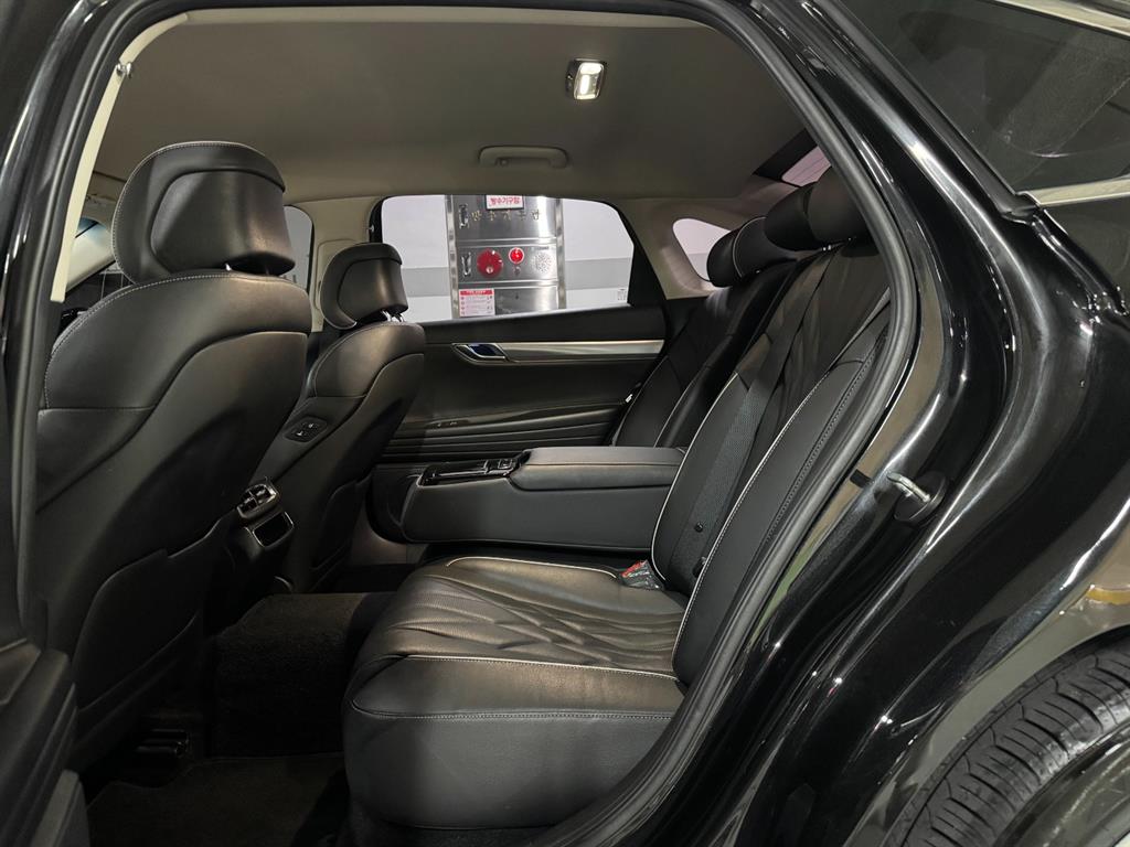 Genesis G80 — photo 07