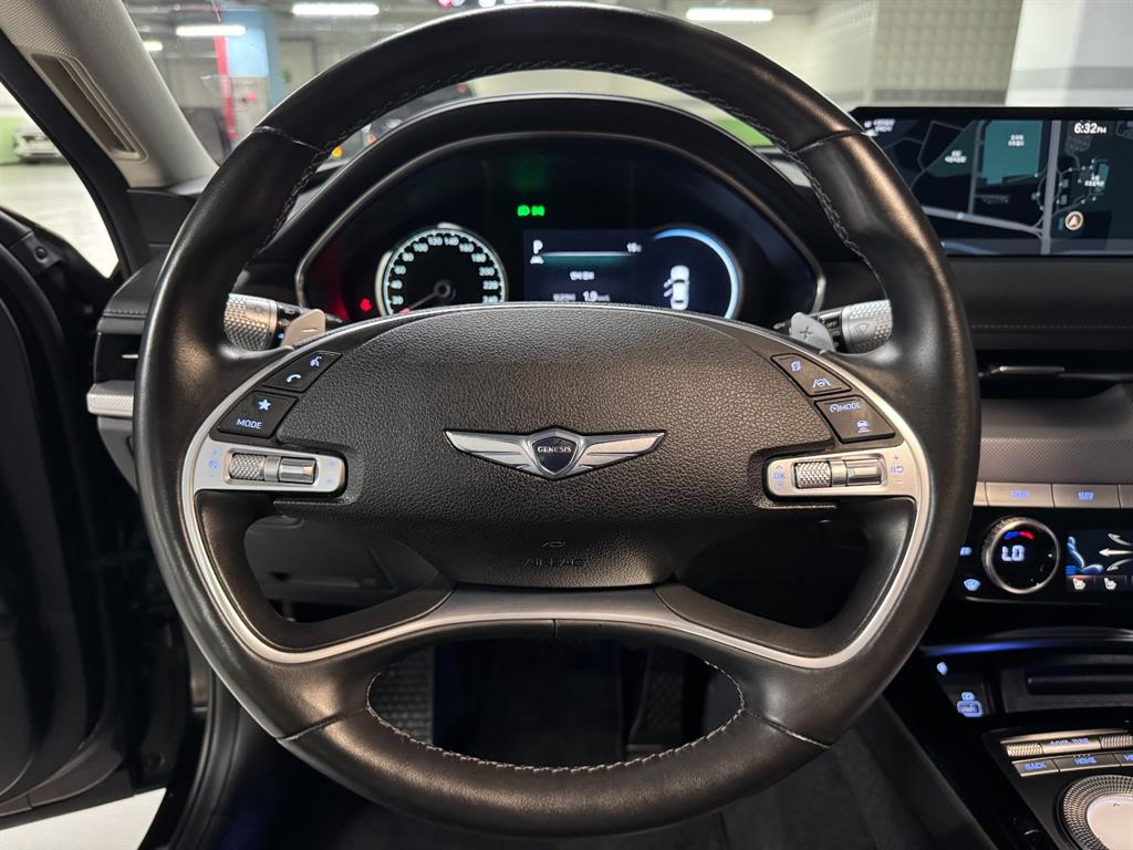 Genesis G80 — photo 10