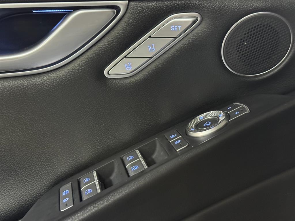 Genesis G80 — photo 15