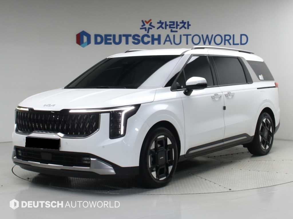 Kia Carnival — photo 01