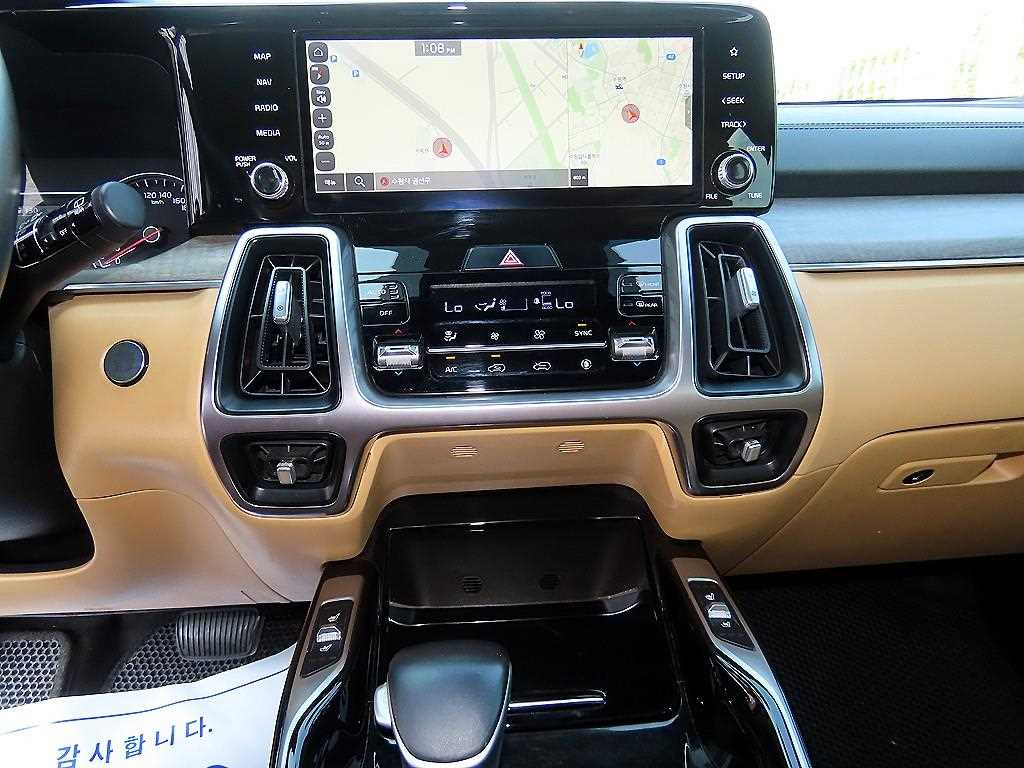 Kia Sorento — photo 13