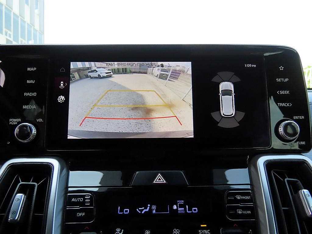 Kia Sorento — photo 15