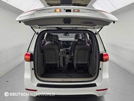 Kia Carnival — photo 19