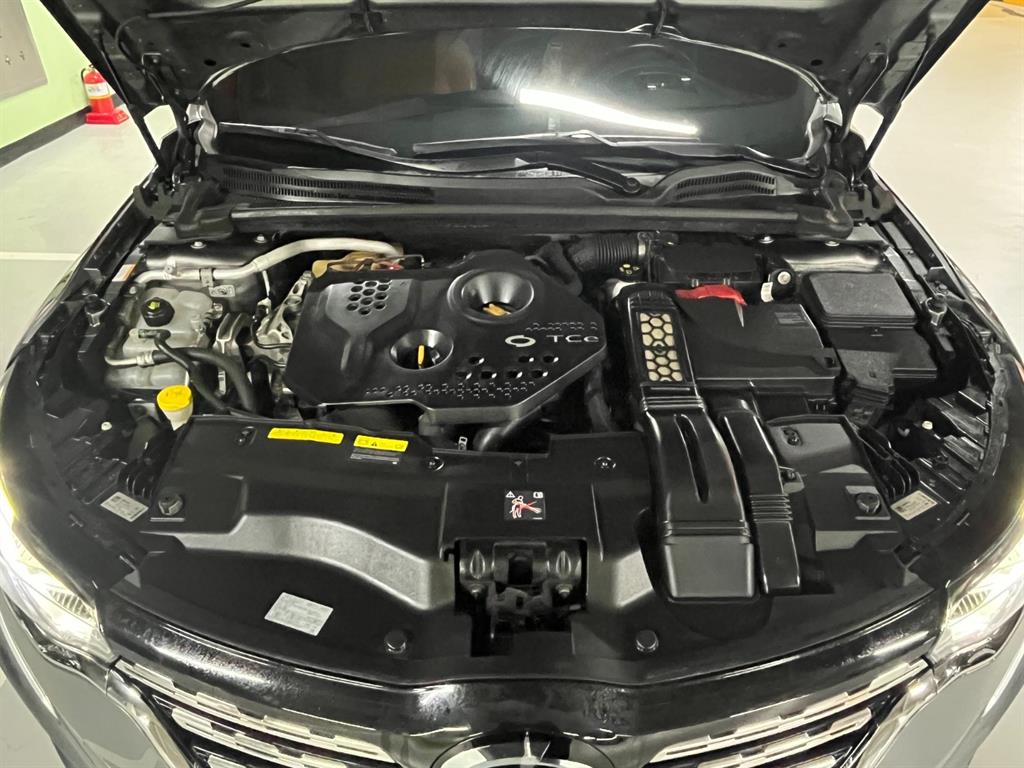 RENAULT SM6 — photo 05