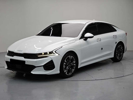 Kia K5 — photo 01