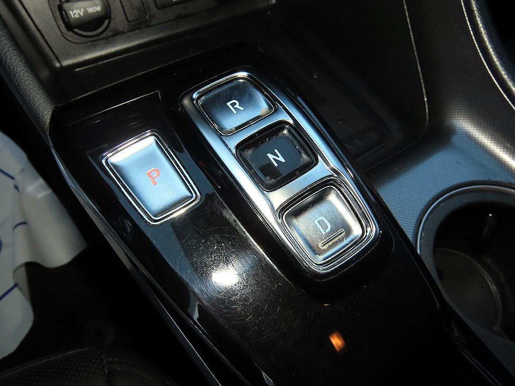 Hyundai Sonata — photo 10