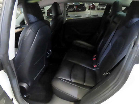 Tesla Model 3 — photo 07