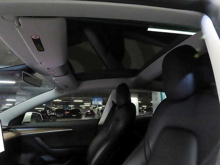 Tesla Model 3 — photo 17