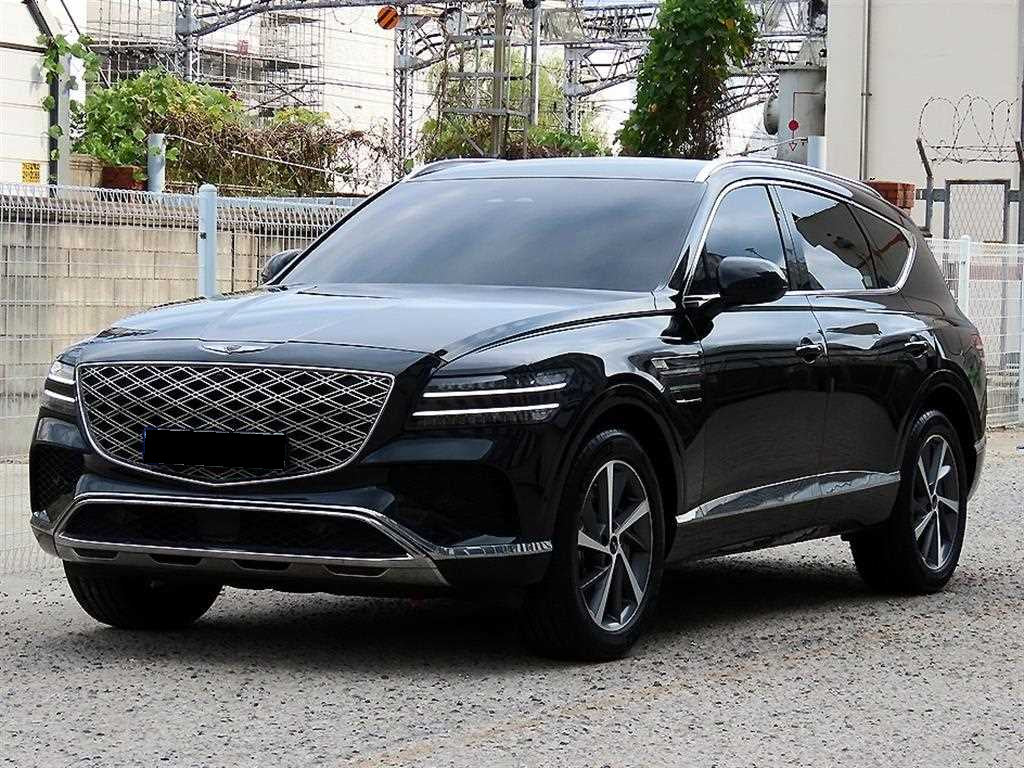 Genesis GV80 — photo 02