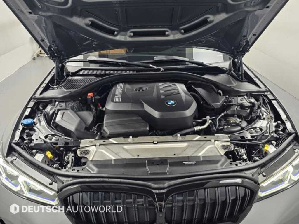 BMW 3-Series — photo 06