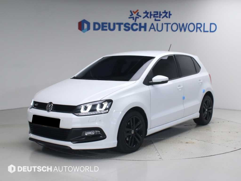 Volkswagen Polo — photo 01