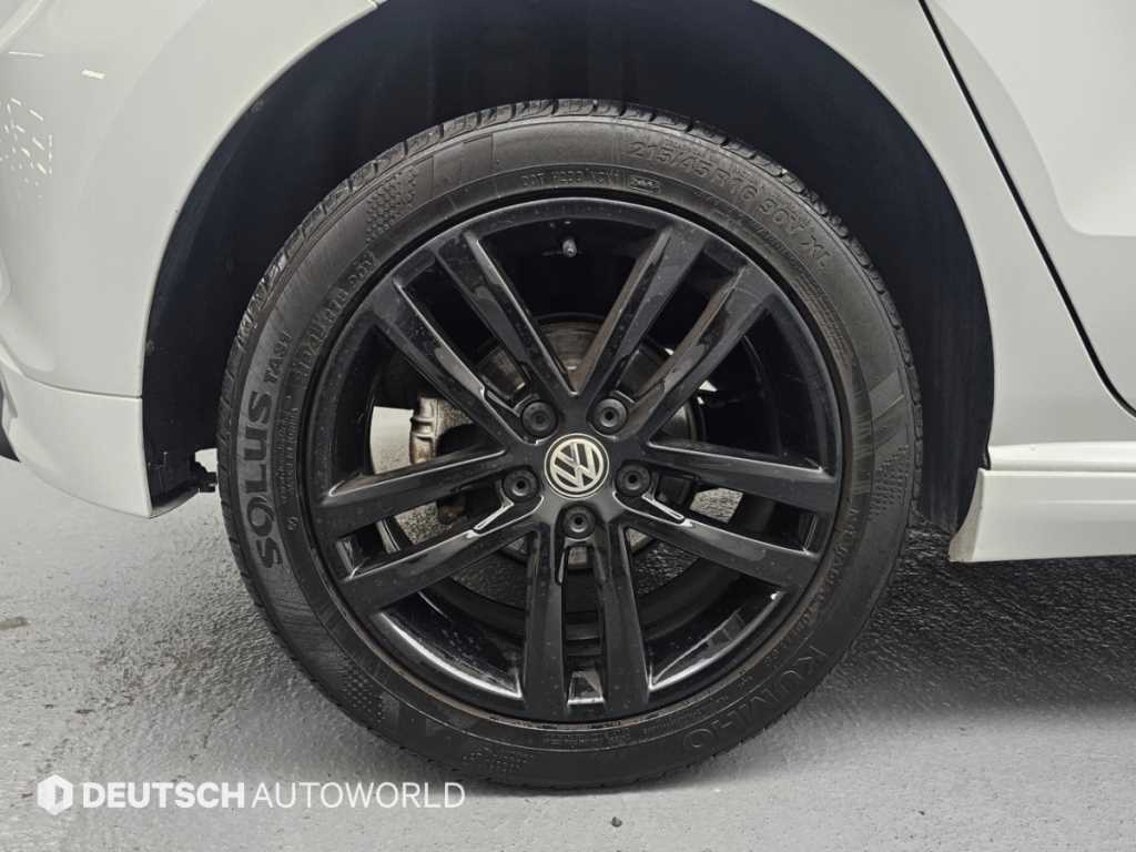 Volkswagen Polo — photo 05